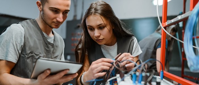Umschulung zum Elektroniker für Betriebstechnik (w/m/d)