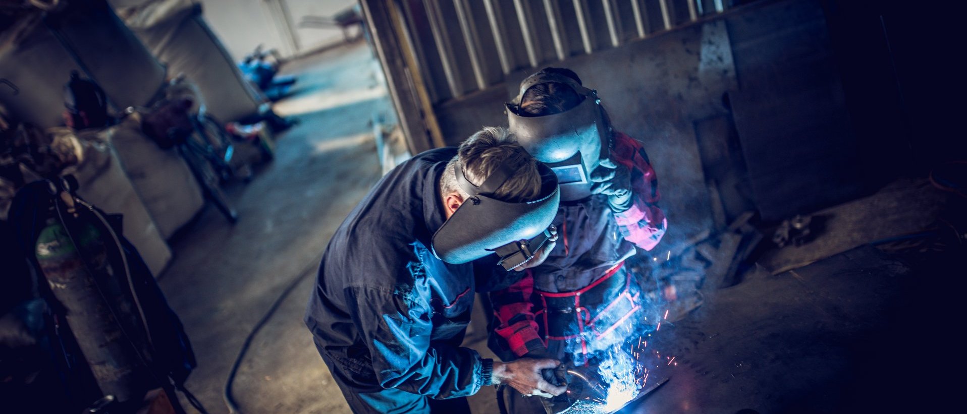 AuS - Arbeiten unter Spannung